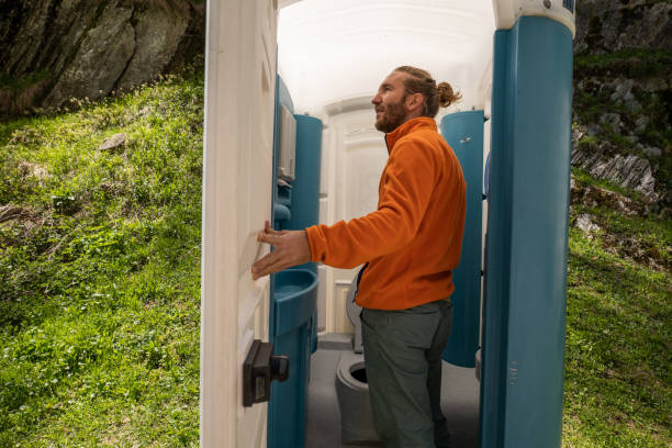 Best Portable restroom trailer rental  in Broken Bow, NE